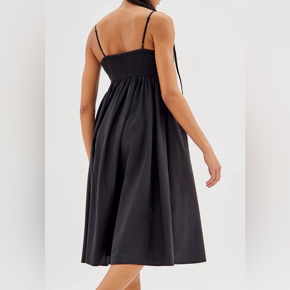 Urban Outfitters Black Hook-and-Eye Midi Dress - Picture 2 of 8
